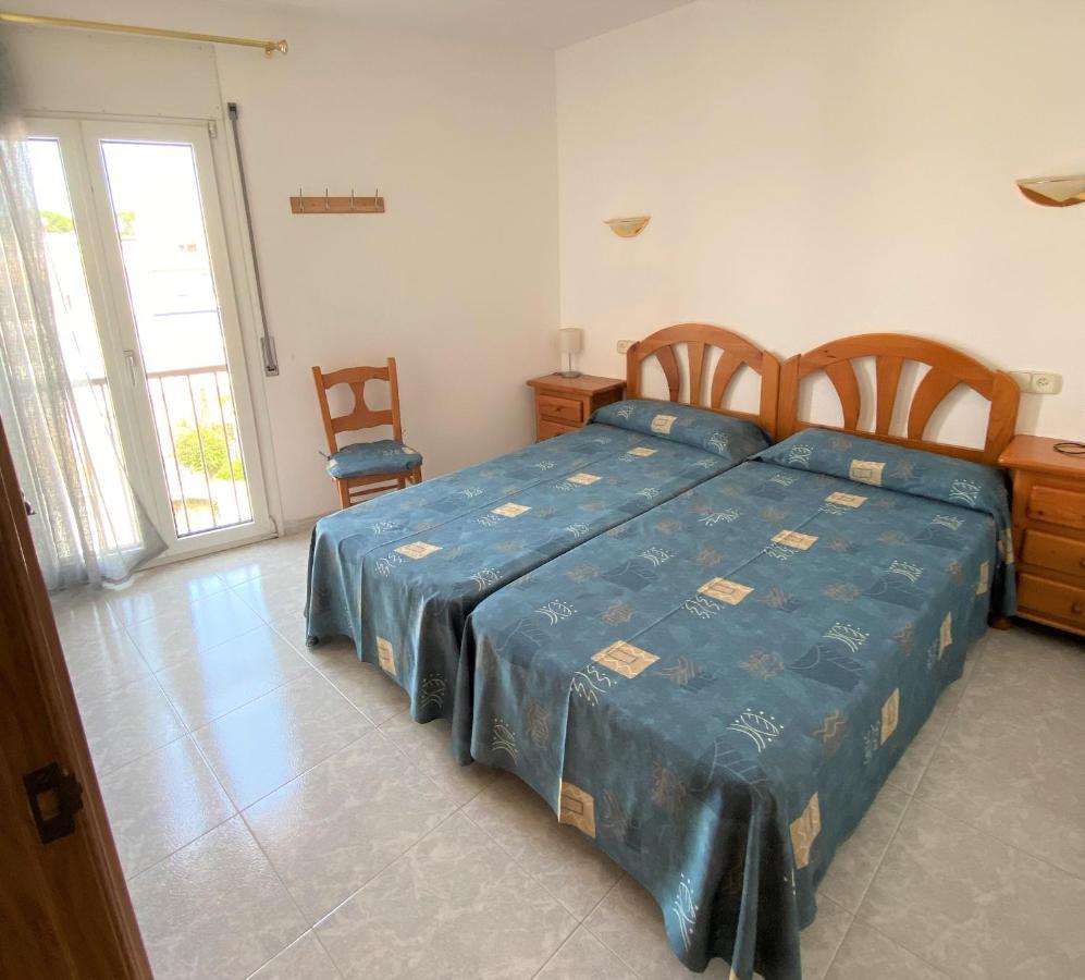 Apartaments Club Nautic L' Escala מראה חיצוני תמונה