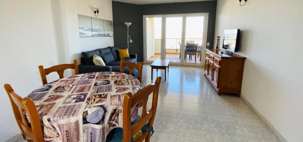 Apartaments Club Nautic L' Escala מראה חיצוני תמונה